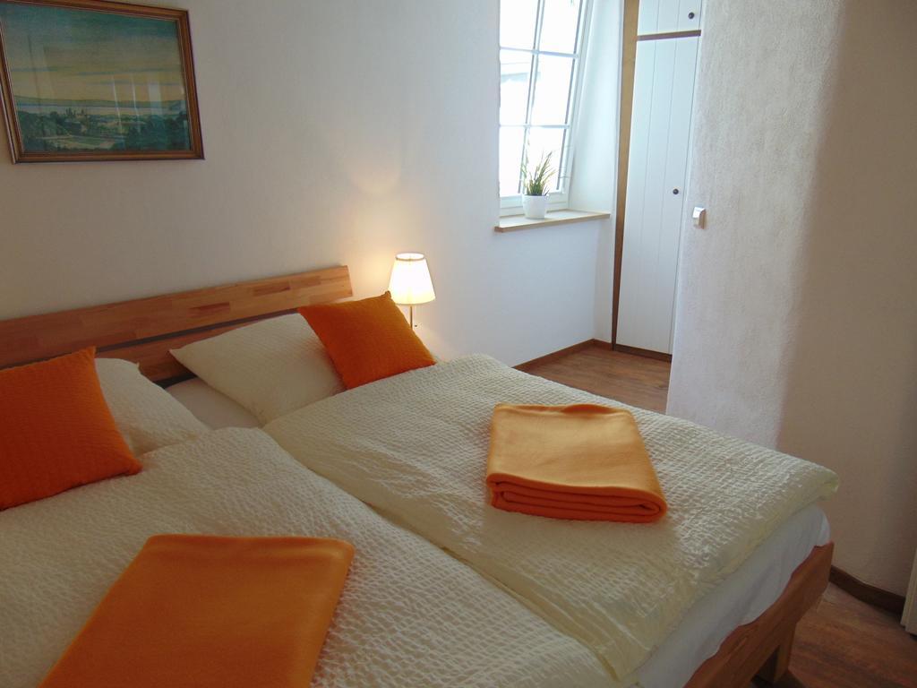 Ferienwohnung Bergblick /Moseltal Burgen  Eksteriør billede